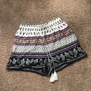 Patterned shorts
